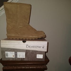Girls Bearpaw boots